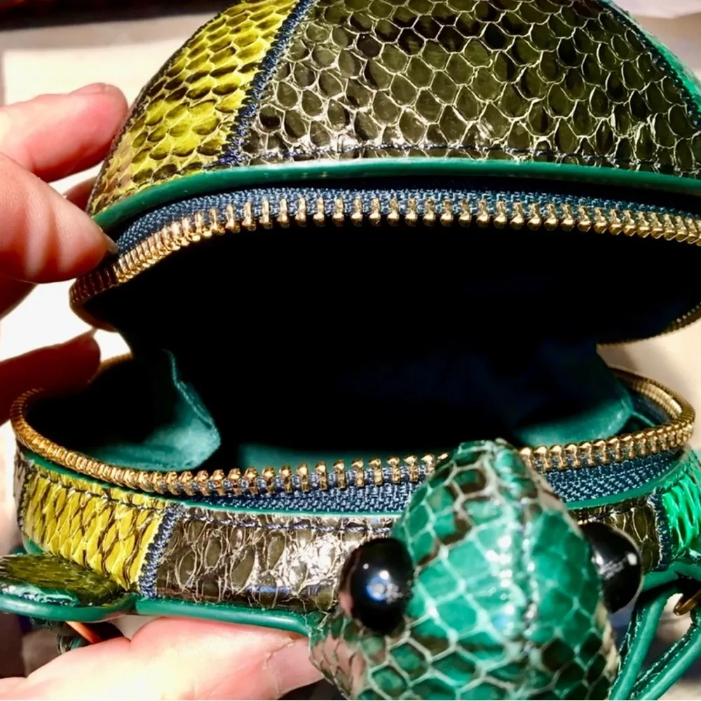Tory Burch Green Embossed Leather Mini Turtle Crossbody Shoulder Bag - Picture 13 of 16